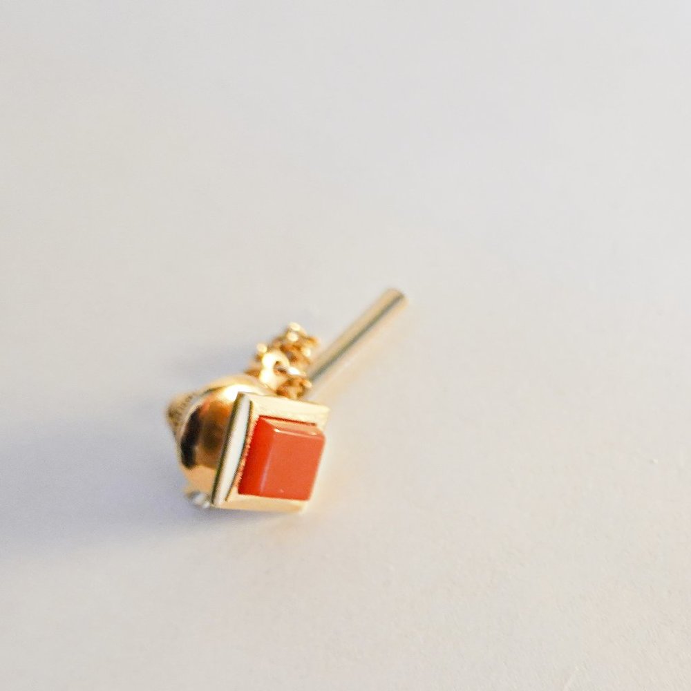 Vintage Carnelian Gemstone Tie Tack